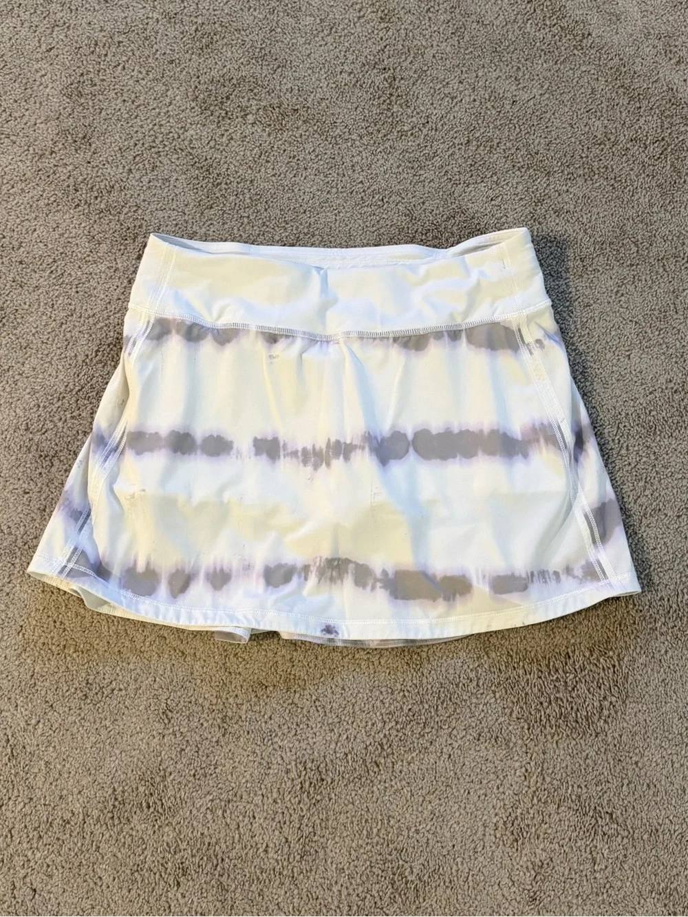 lululemon athletica White and Light Gray Tie-Dye Skater Skirt